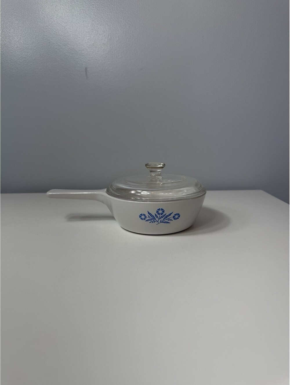 VTG Corning Ware Blue Cornflower P-81-B 1 Pint Saucepan W/ P81C 19 Glass Lid EUC